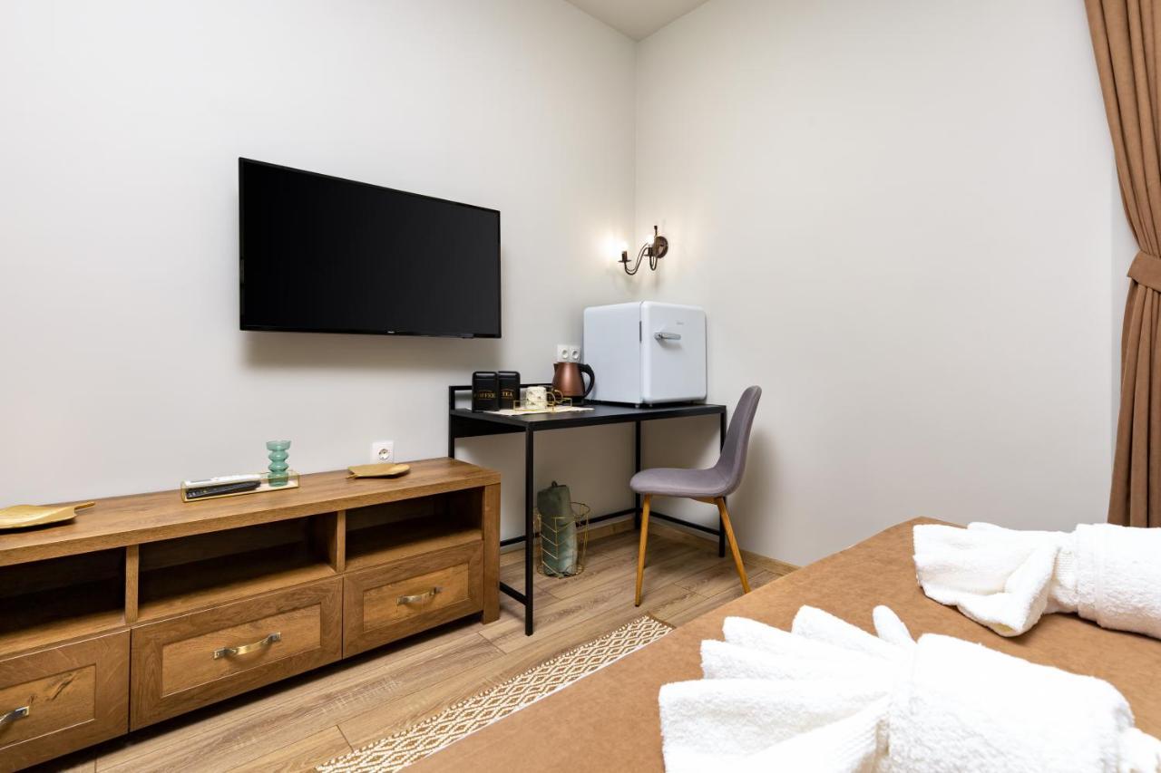 Kapana Guest House On Central Pedestrian Street With Parking Included Plovdiv Exterior foto